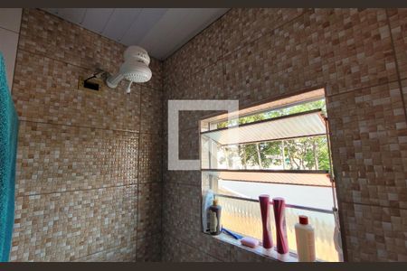 Casa à venda com 106m², 3 quartos e 2 vagasBanheiro