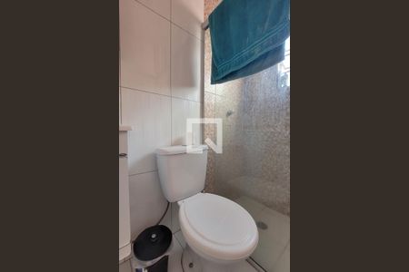 Casa à venda com 106m², 3 quartos e 2 vagasBanheiro