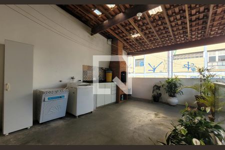 Casa à venda com 106m², 3 quartos e 2 vagasQuintal