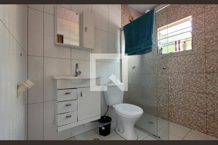 Casa à venda com 106m², 3 quartos e 2 vagasBanheiro