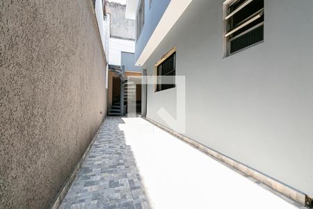 Casa à venda com 200m², 3 quartos e 3 vagasCorredor Exter o