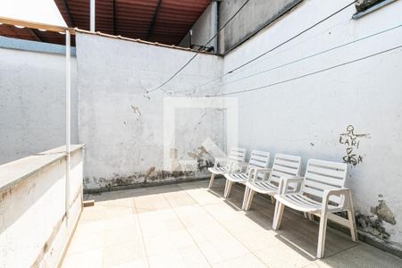 Casa à venda com 200m², 3 quartos e 3 vagasÁrea de Serviço