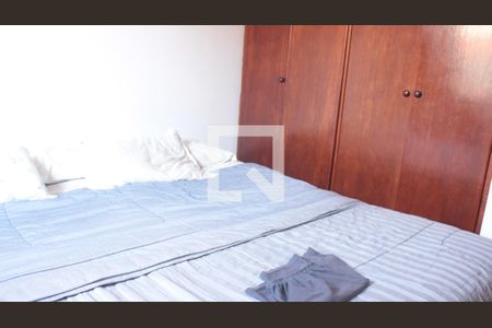 Casa à venda com 104m², 3 quartos e 2 vagasQuarto 3