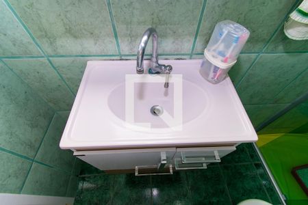 Casa à venda com 150m², 4 quartos e 1 vaga Casa à venda com 150m², 4 quartos e 1 vagaCasa 2 - Banheiro 2