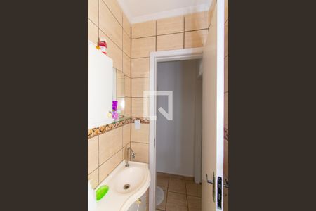 Casa à venda com 150m², 4 quartos e 1 vaga Casa à venda com 150m², 4 quartos e 1 vagaCasa 2 - Banheiro 1