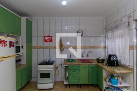 Casa à venda com 150m², 4 quartos e 1 vaga Casa à venda com 150m², 4 quartos e 1 vagaCasa 2 - Cozinha