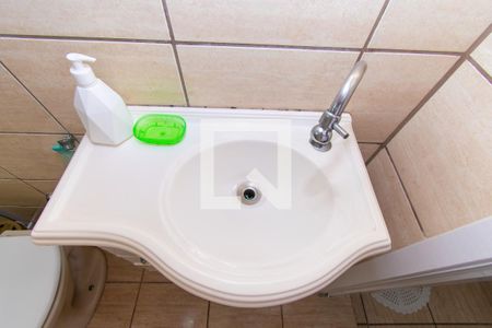 Casa à venda com 150m², 4 quartos e 1 vaga Casa à venda com 150m², 4 quartos e 1 vagaCasa 2 - Banheiro 1