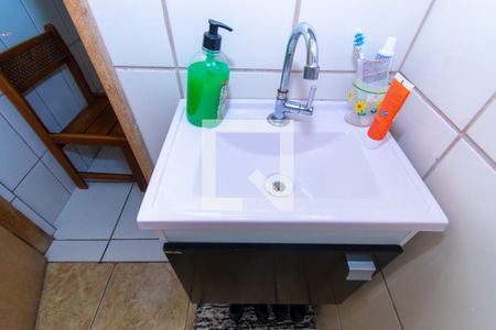 Casa à venda com 150m², 4 quartos e 1 vaga Casa à venda com 150m², 4 quartos e 1 vagaBanheiro 2