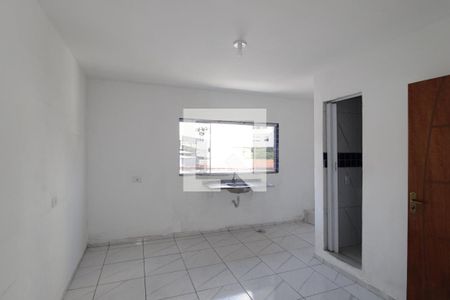 Sala/Cozinha e área de serviço de apartamento para alugar com 2 quartos, 45m² em Vila Buenos Aires, São Paulo