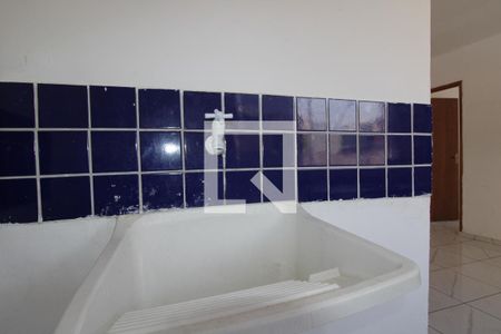 Sala/Cozinha e área de serviço de apartamento para alugar com 2 quartos, 45m² em Vila Buenos Aires, São Paulo