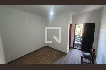 Casa à venda com 2 quartos, 130m² em Parque Jaçatuba, Santo André