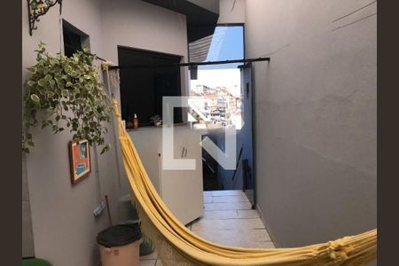 Casa à venda com 3 quartos, 210m² em Parque Novo Oratório, Santo André