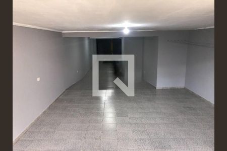 Casa à venda com 3 quartos, 210m² em Parque Novo Oratório, Santo André