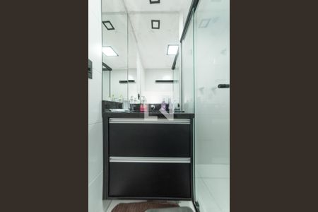 Apartamento à venda com 56m², 2 quartos e 2 vagasBanheiro da Suíte