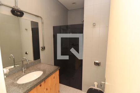 Casa à venda com 143m², 2 quartos e 1 vagaBanheiro