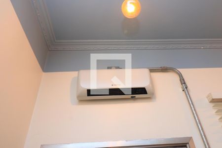 Sala de TV de casa à venda com 2 quartos, 143m² em Vila Carrão, São Paulo