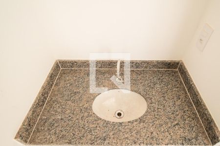 Apartamento para alugar com 45m², 2 quartos e sem vagaBanheiro 