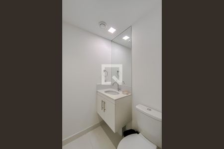 Banheiro de kitnet/studio à venda com 1 quarto, 28m² em Quarta Parada, São Paulo