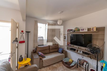 Sala de TV de casa de condomínio para alugar com 3 quartos, 127m² em Fazenda Santa Cândida, Campinas