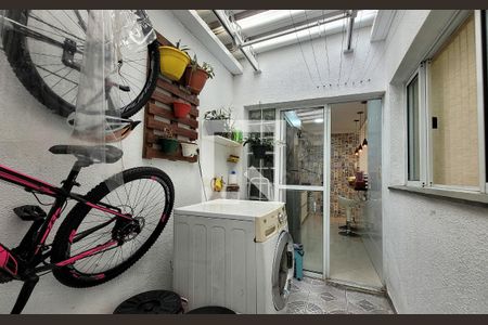 Apartamento à venda com 67m², 2 quartos e 1 vagaÁrea de serviço