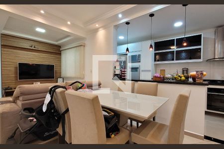 Sala de apartamento à venda com 2 quartos, 67m² em Vila Curuçá, Santo André