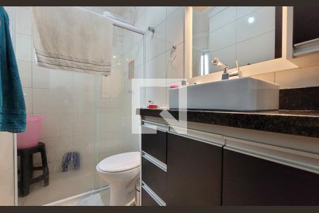 Apartamento à venda com 67m², 2 quartos e 1 vagaBanheiro da suíte