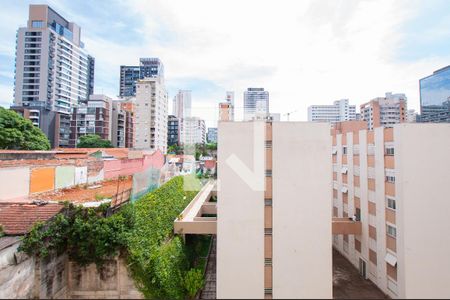 Vista da Sala de apartamento à venda com 2 quartos, 73m² em Pinheiros, São Paulo