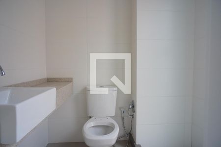 Banheiro da Suíte 1 de apartamento para alugar com 2 quartos, 94m² em Auxiliadora, Porto Alegre