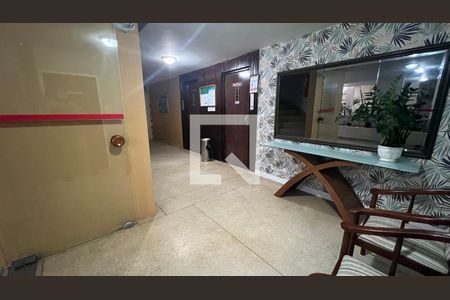 Apartamento à venda com 69m², 2 quartos e sem vagaHall social