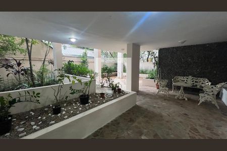 Apartamento à venda com 69m², 2 quartos e sem vagaÁrea comum