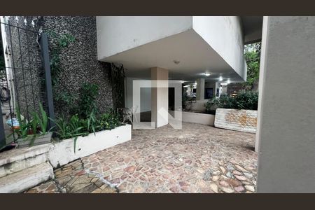 Apartamento à venda com 69m², 2 quartos e sem vagaÁrea comum