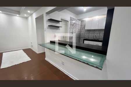 Apartamento à venda com 69m², 2 quartos e sem vagaBalcão cozinha 