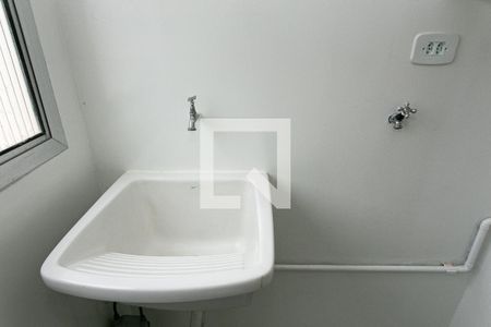 Apartamento para alugar com 70m², 3 quartos e 1 vagaÁrea de Serviço