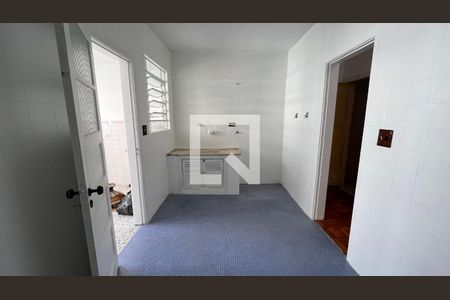 Apartamento à venda com 83m², 2 quartos e 1 vagaCozinha