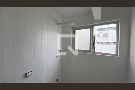 Apartamento à venda com 83m², 2 quartos e 1 vagaBanheiro 