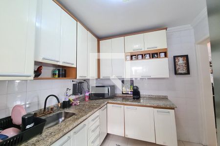 Apartamento à venda com 56m², 2 quartos e 2 vagasCozinha