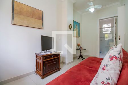 Casa à venda com 155m², 3 quartos e 2 vagasSala de TV