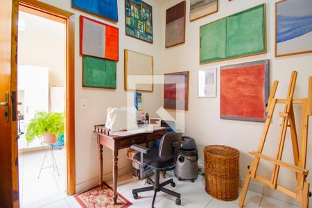 Casa à venda com 155m², 3 quartos e 2 vagasQuarto de Serviço