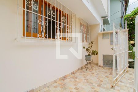 Casa à venda com 155m², 3 quartos e 2 vagasQuintal