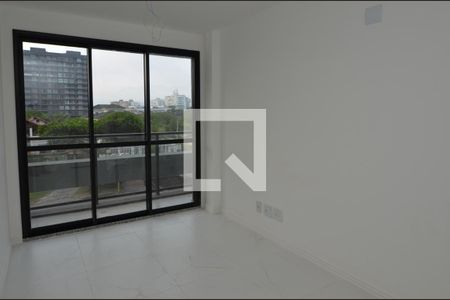 Apartamento à venda com 68m², 2 quartos e 1 vagaSuite