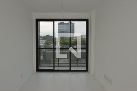 Apartamento à venda com 68m², 2 quartos e 1 vagaSuite