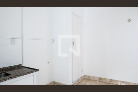 Apartamento para alugar com 149m², 4 quartos e sem vaga Apartamento para alugar com 149m², 4 quartos e sem vagaCozinha