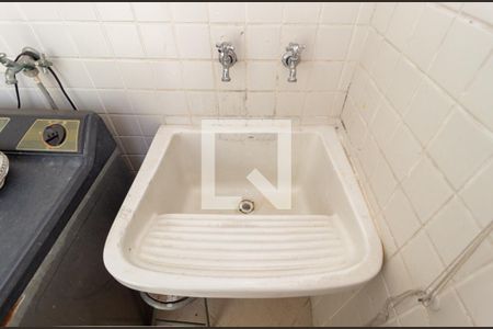 Casa à venda com 200m², 3 quartos e 2 vagas Casa à venda com 200m², 3 quartos e 2 vagasDetalhe - Área de Serviço