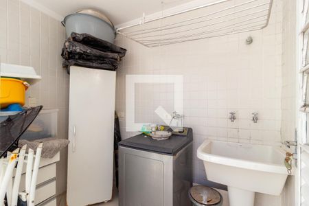 Casa à venda com 200m², 3 quartos e 2 vagas Casa à venda com 200m², 3 quartos e 2 vagasÁrea de Serviço