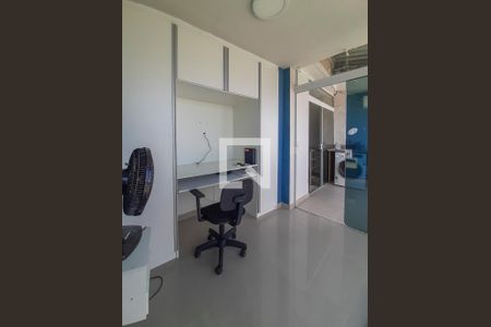 Apartamento à venda com 72m², 2 quartos e 1 vagaQuarto 2 - Escritório