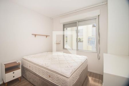 Quarto de apartamento à venda com 1 quarto, 50m² em Sarandi, Porto Alegre