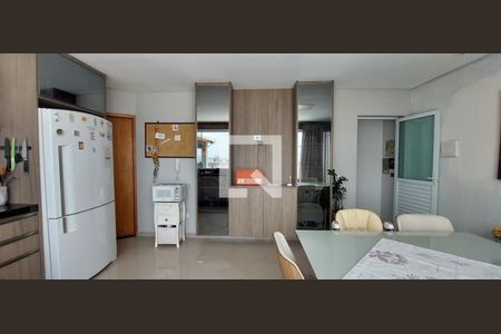 Apartamento à venda com 120m², 2 quartos e 2 vagasCozinha