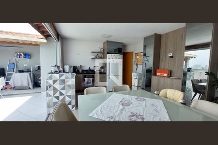 Apartamento à venda com 120m², 2 quartos e 2 vagasCozinha