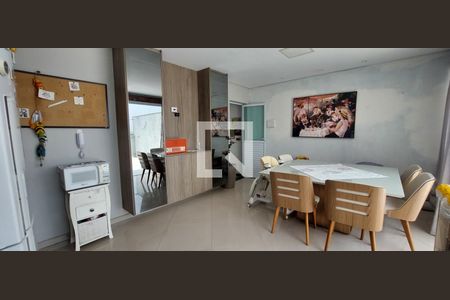 Apartamento à venda com 120m², 2 quartos e 2 vagasCozinha