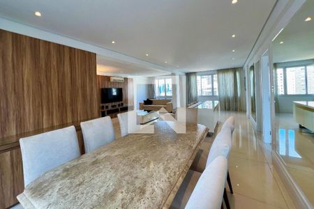 Sala de apartamento para alugar com 3 quartos, 170m² em Vila Nova Conceição, São Paulo
